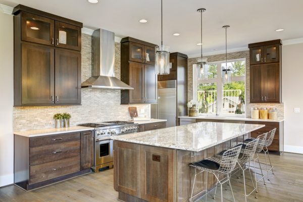 backsplash-installation-kitchen